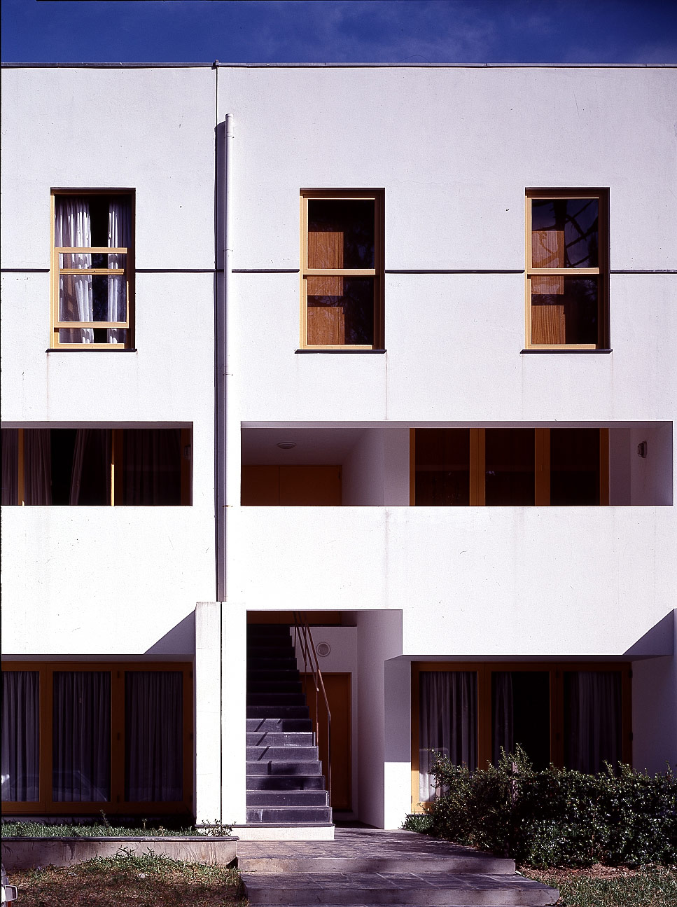 Edifício Habitação Colectiva, Ofir